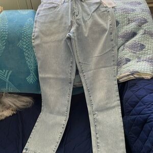 P617. Wonderly micros skinny crop